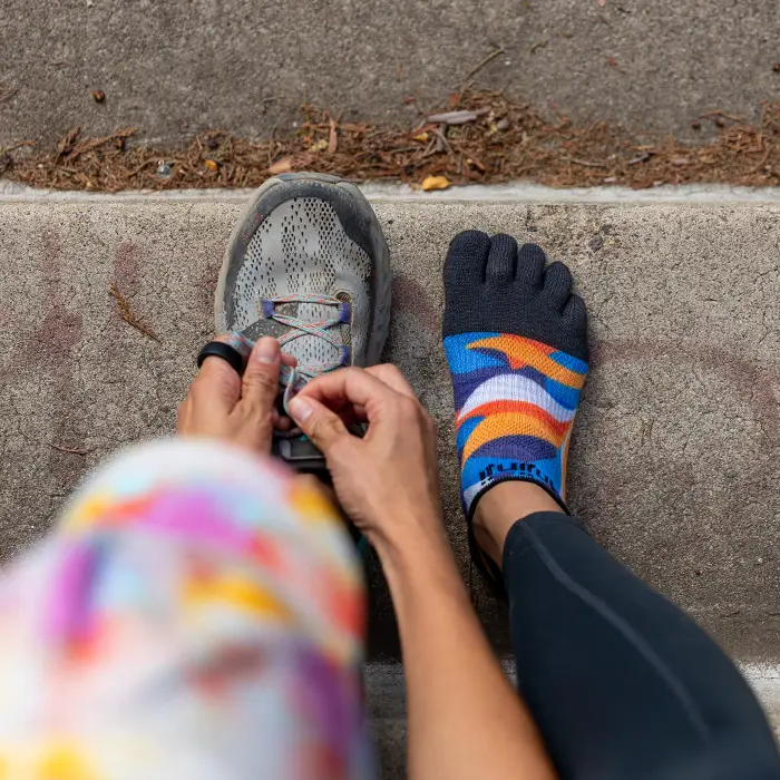 Injinji Spectrum Women's Run Lightweight No-Show — Botanic
