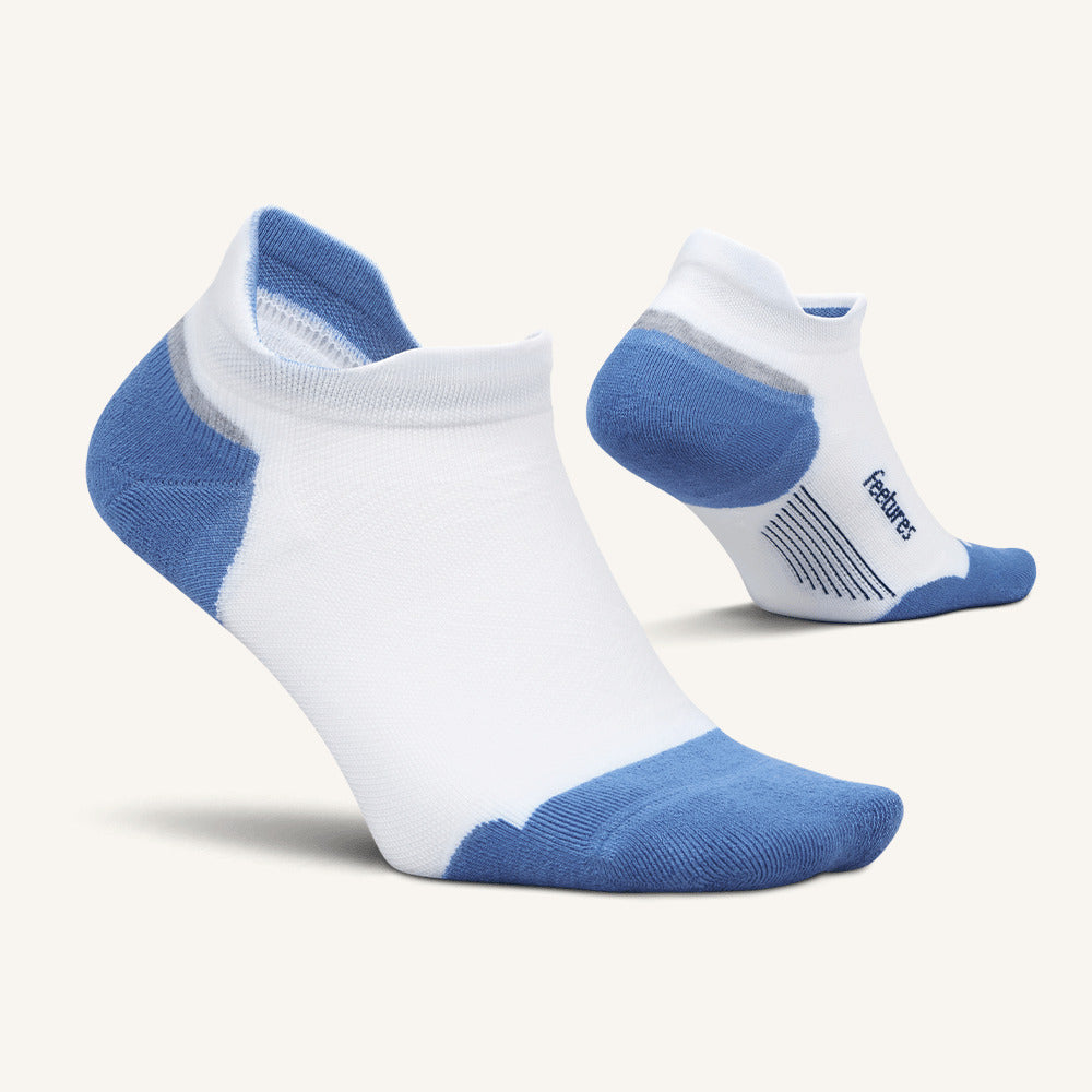 Feetures Elite Max Cushion Tab sock in White Tide — pair view #Colour_White Tide