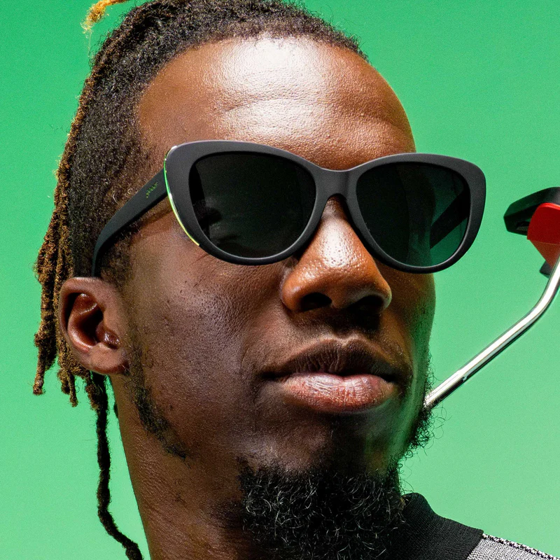 goodr Glam G It's Noir, Darling sunglasses — lifestyle view