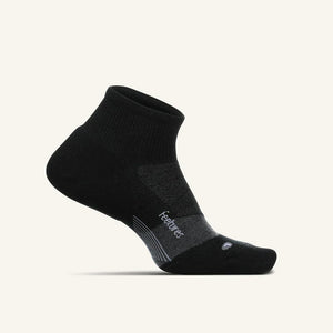 Feetures Merino 10 Ultra Light Cushion Quarter sock in Black — front view #Color_Black
