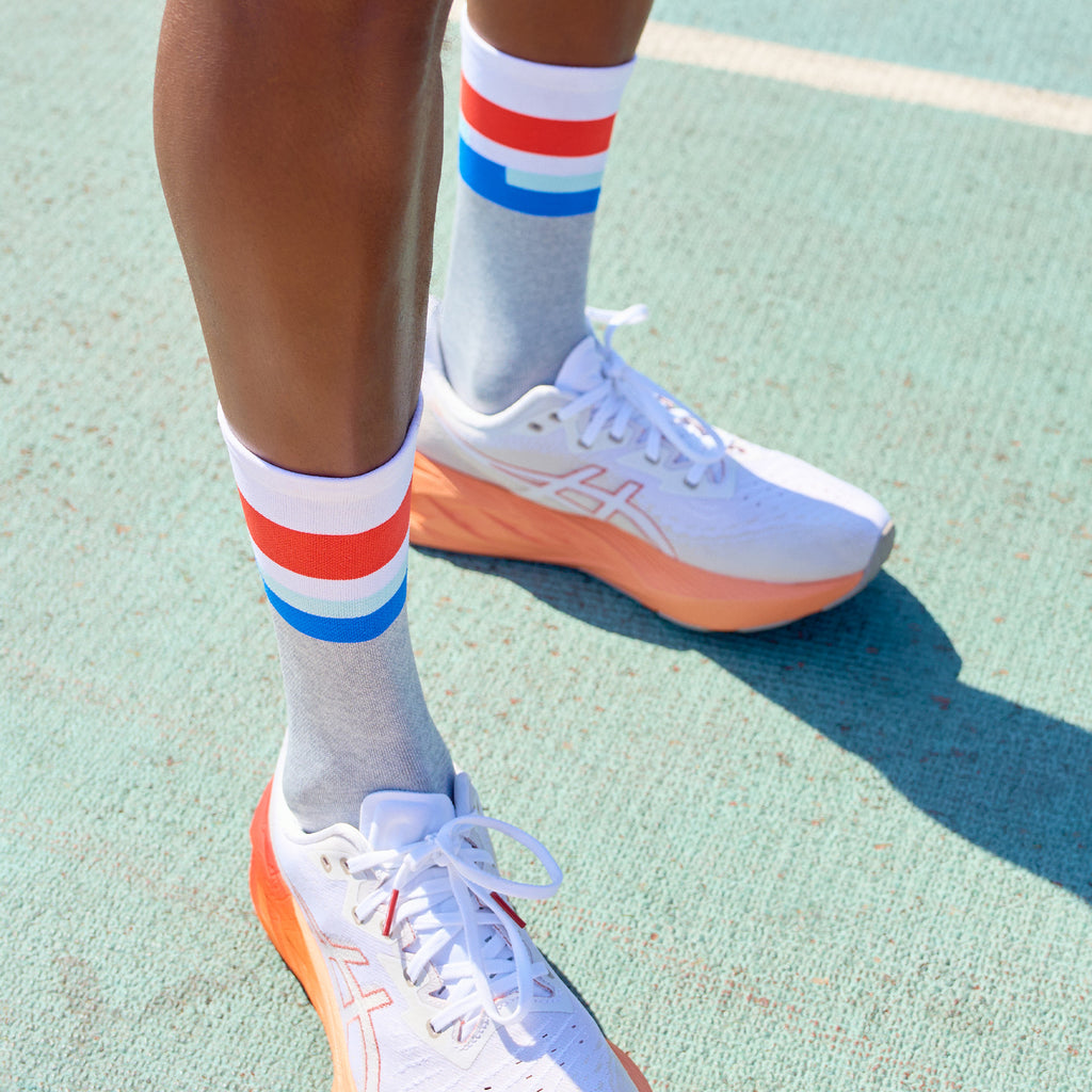 Feetures Elite Ultra Light Cushion Mini Crew sock in Mission Gray — alternate view #Colour_Mission Gray